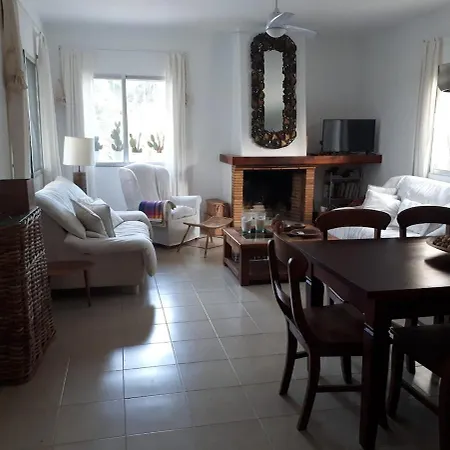 Apartamento Con Piscina Y Barbacoa *
