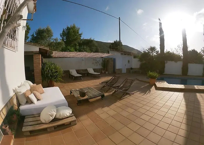 Con Piscina Y Barbacoa * Dénia